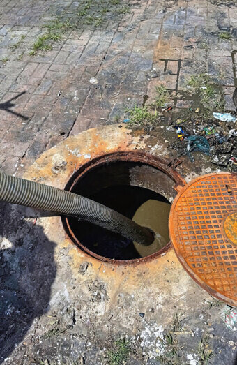 https://plumbermosmanpark.com.au/uploads/2025/06/blocked-drains-256136.jpg